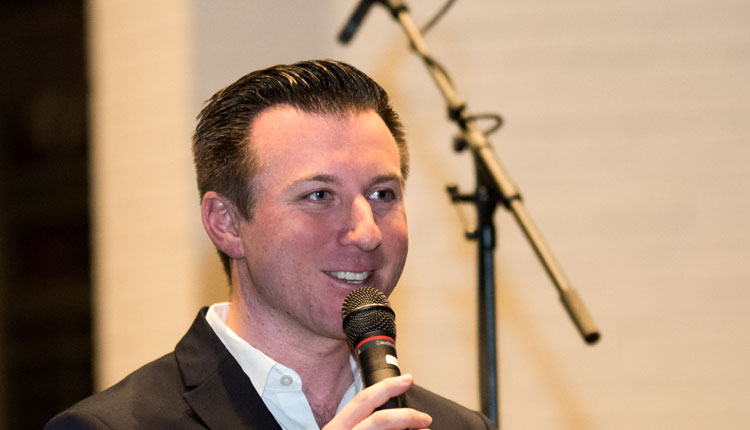 <i>Moderator</i><span>Torsten Schröder</span>