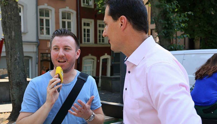 <i>Torsten Schröder</i><span>als Radiomoderator</span>